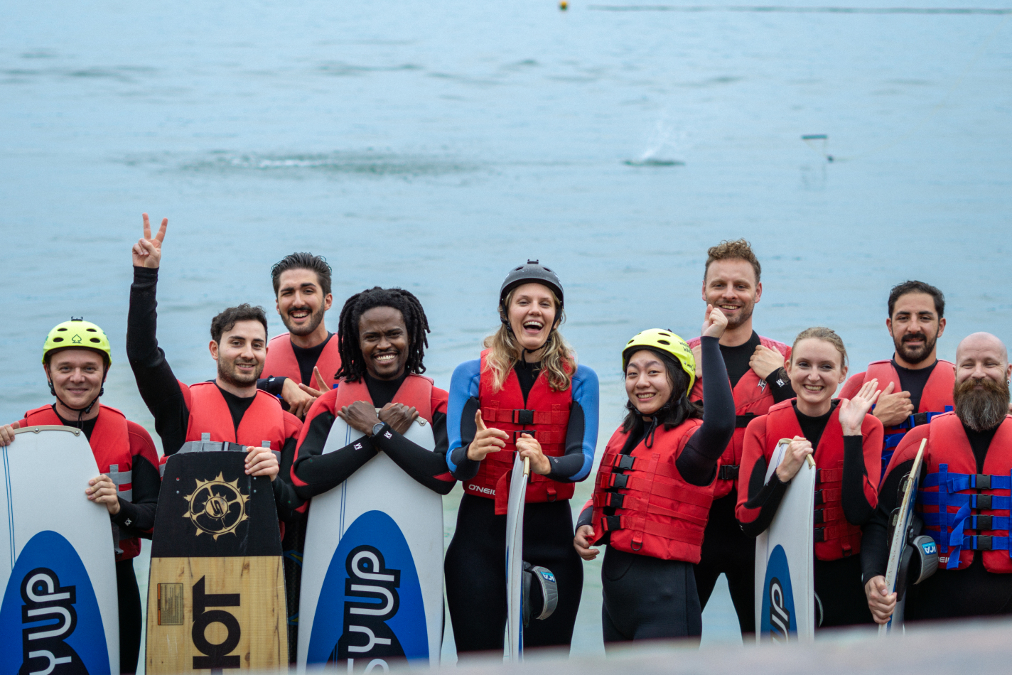 Gruppenbild des Wakeboarding Team events 2023